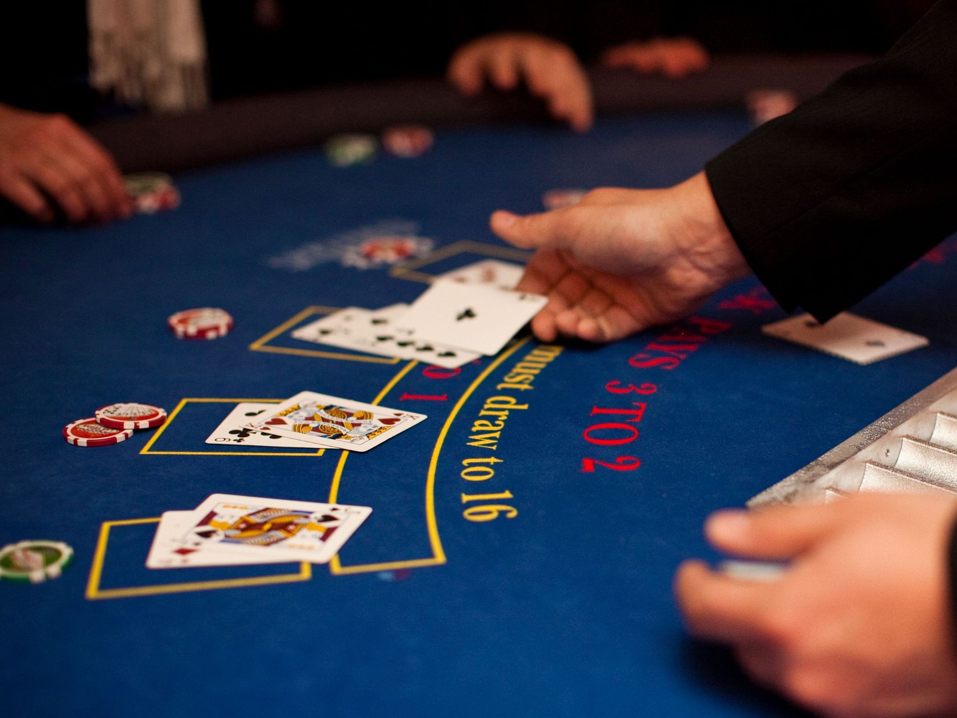 Jouer au blackjack, ce qu’il faut faire