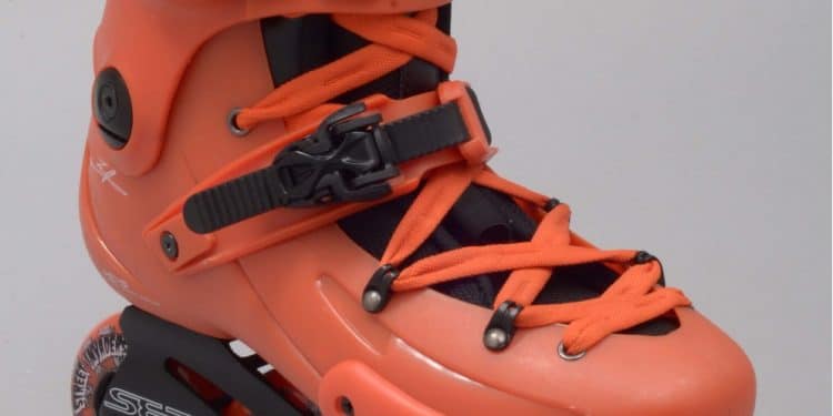 Faire du roller : quel est le meilleur équipement pour débutant ?