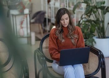 Comment faire la recherche de son premier emploi pour un jeune diplômé ?