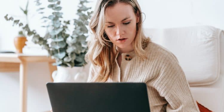 Comment postuler à une offre de stage en communication ?