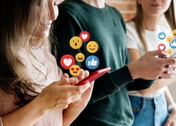 Les réseaux sociaux sont-ils indispensables ?