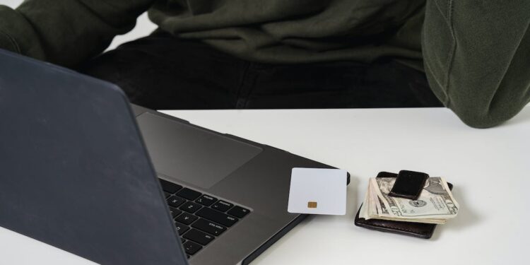 découvrez le fonctionnement et les avantages de l'e-wallet, une solution de portefeuille électronique pratique pour effectuer des transactions en ligne de manière sécurisée et efficace.