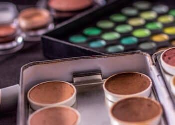 explorez la créativité collective avec nos expertises en innovation et collaboration.