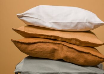 découvrez tout sur la fibre optique, ses avantages et ses applications dans le domaine des télécommunications et de la transmission de données.