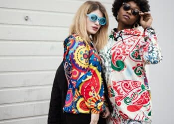 découvrez l'univers de la mode et du design avec notre sélection de vêtements tendance et de créations originales. exploitez votre style personnel avec nos conseils en fashion design.