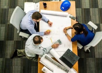 découvrez les différents modèles d'organisation du travail et leurs impacts sur l'efficacité et la productivité. apprenez à mettre en place des modèles efficaces pour une meilleure gestion des ressources et des projets.