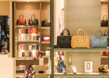 découvrez les dernières tendances mode et les conseils fashion pour un style unique. trouvez des inspirations et des conseils pour adopter un look fashion qui vous ressemble.