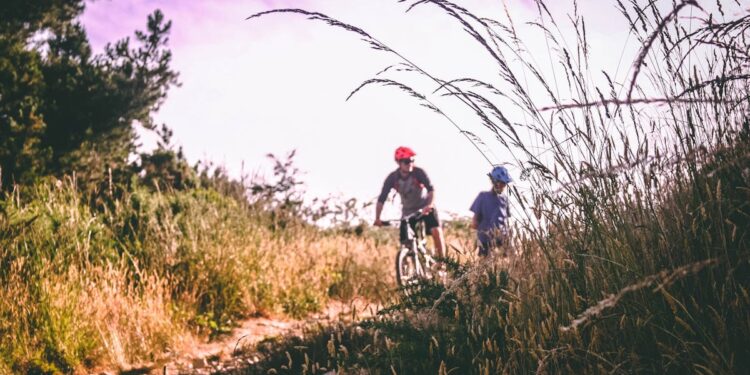 découvrez tout sur le cyclisme, des conseils pour les débutants aux équipements de pointe, avec des informations sur les courses et les tendances actuelles.