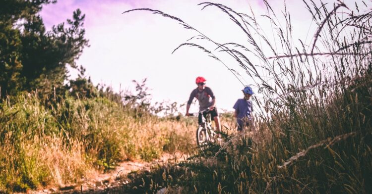 découvrez tout sur le cyclisme, des conseils pour les débutants aux équipements de pointe, avec des informations sur les courses et les tendances actuelles.