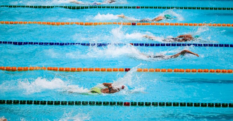 découvrez tout sur la natation, ses bienfaits, ses techniques et son histoire avec notre guide complet sur la pratique de la natation.