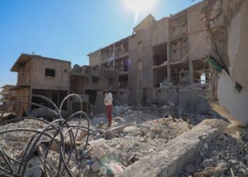 découvrez les dernières informations sur les séismes et les tremblements de terre à travers le monde avec des données actualisées et des rapports en temps réel sur les derniers événements sismiques.