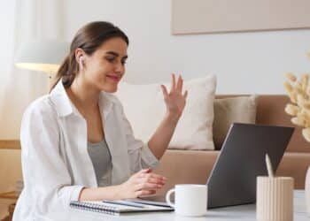 découvrez notre gamme de thermostats intelligents pour une gestion optimale de votre chauffage. contrôlez votre confort à distance et réalisez des économies d'énergie !