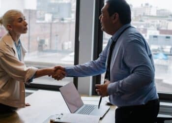 découvrez les opportunités de carrière passionnantes dans notre entreprise et réalisez votre potentiel professionnel.