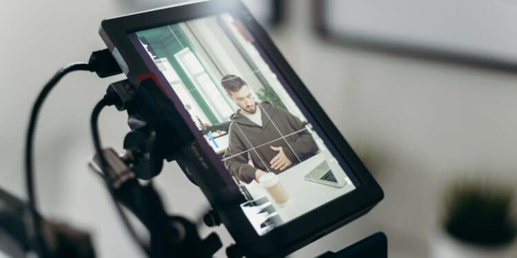 découvrez notre espace de coworking moderne et convivial pour travailler et collaborer efficacement avec d'autres professionnels