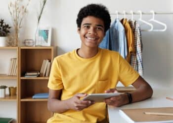 découvrez tout sur la e-cigarette : fonctionnement, avantages, inconvénients, et conseils pour choisir la meilleure e-cigarette adaptée à vos besoins.