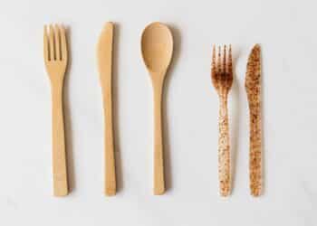 découvrez notre gamme de cigarettes électroniques jetables, pratiques et faciles à utiliser pour une expérience de vapotage sans contrainte.