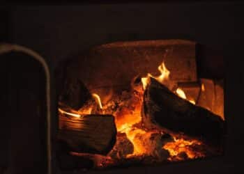 découvrez les différentes sources d'énergie pour le chauffage, des solutions efficaces et durables pour votre confort et vos besoins en chaleur.