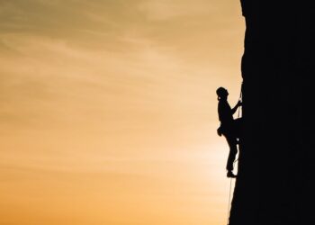 que signifie le terme détermination et comment l'appliquer dans la vie quotidienne ? découvrez les clés de la détermination et ses bénéfices.