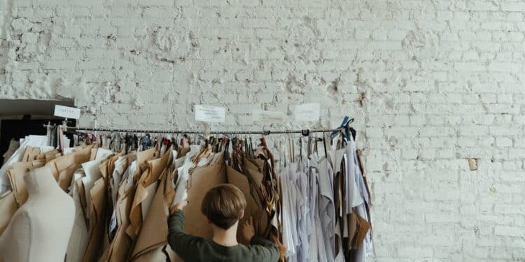 découvrez nos créations sur mesure pour un style unique. des pièces uniques conçues avec passion pour votre espace de vie.