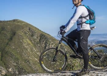 découvrez l'univers du cyclisme avec des articles, des conseils et des astuces pour les passionnés de vélo sur notre site de référence.