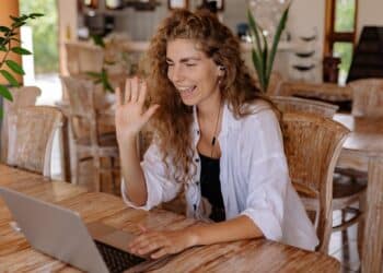 découvrez les avantages d'un réseau de fibre optique pour une connexion ultra-rapide et fiable.