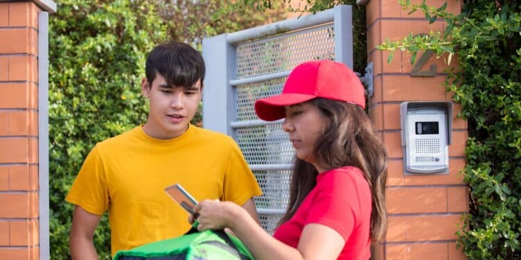 découvrez tout sur l'isolation : types d'isolants, techniques d'isolation, conseils et astuces pour une isolation efficace, et bien plus encore.