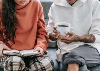 découvrez l'harmonie dans la vie partagée grâce à nos solutions de logement.