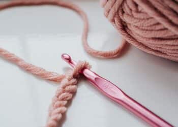 découvrez tout sur la fibre optique : ses usages, son fonctionnement et ses avantages, pour une connectivité rapide et fiable.