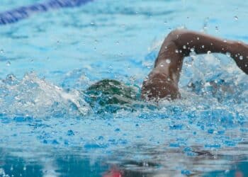 découvrez tout sur la natation, ses bienfaits, ses techniques et son histoire. apprenez à nager et améliorez vos performances avec nos conseils et astuces.