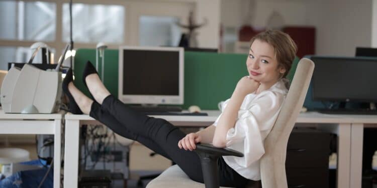 améliorez le bien-être en milieu de travail grâce à nos solutions pour une ambiance de travail saine et épanouissante.