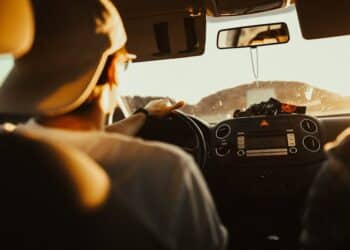 trouvez la meilleure assurance voiture pour vous protéger en cas d'accident avec notre comparateur en ligne.