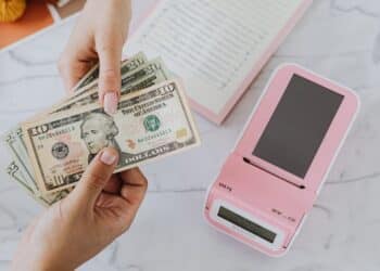 découvrez le prêt de solidarité, une solution de financement qui favorise l'entraide et la solidarité entre les individus. obtenez plus d'informations sur le prêt de solidarité et ses avantages.