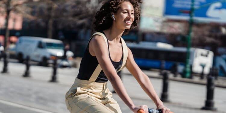 découvrez notre gamme de vélos de route pour une expérience de cyclisme exceptionnelle - fiables, légers et performants.