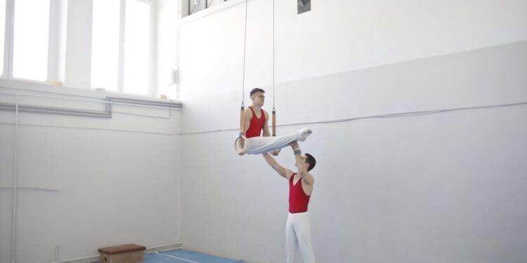 découvrez l'importance de l'équilibre musculaire avec notre gamme d'exercices et de conseils pour renforcer vos muscles et prévenir les blessures.