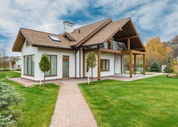 découvrez une sélection d'hébergements confortables et conviviaux pour un séjour inoubliable. réservez dès maintenant votre logement idéal.