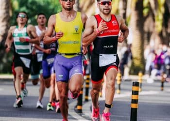 découvrez comment combiner la force et la vitesse pour atteindre vos objectifs sportifs avec nos conseils et astuces.