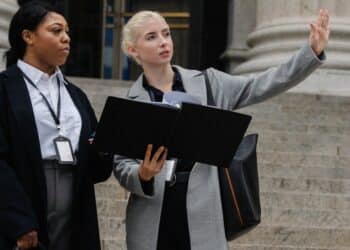 gérez vos dettes efficacement avec nos solutions de gestion de dettes professionnelles. obtenez de l'aide pour gérer et réduire vos dettes dès maintenant.