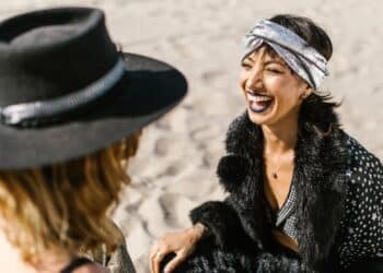 découvrez votre horoscope du jour, de la semaine ou du mois pour tous les signes astrologiques. obtenez des prévisions astrologiques fiables et précises pour votre avenir.