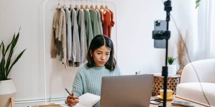 obtenez un prêt pour jeunes entrepreneurs et lancez votre projet avec succès. découvrez nos solutions de financement adaptées à votre situation.