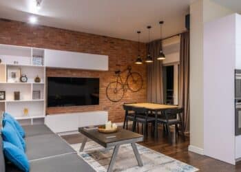 découvrez le plaisir de rouler avec un vélo électrique ! offrant une assistance à la pédale, pour des trajets plus faciles et agréables, les vélos électriques sont parfaits pour explorer la ville, parcourir de longues distances ou simplement profiter de la nature. écologiques, performants et élégants, ils rendent vos déplacements quotidiens plus efficaces et plaisants.