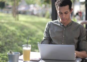 découvrez tout ce que vous devez savoir sur l'emploi : tendances du marché, conseils pour la recherche d'emploi, développement de carrière et opportunités professionnelles. trouvez les ressources nécessaires pour réussir dans votre vie professionnelle.